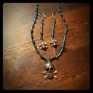 Earring and necklace set